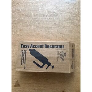Pampered Chef Easy Accent Decorator Tool #1775 w/6 Decorating Tips